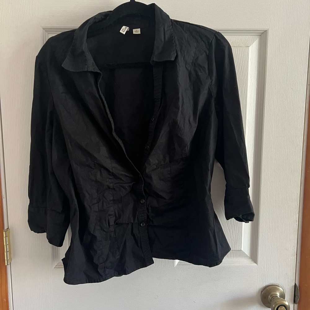 St. John’s Bay black quarter-sleeve button up SIZE XL